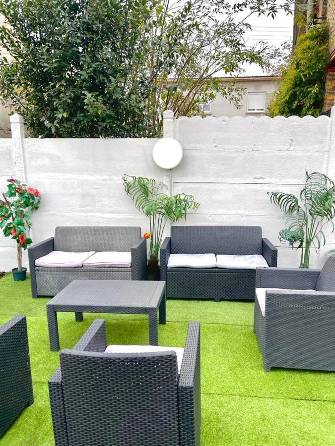Jolie Petite Maison Avec Un Grand Jardin Montmagny Exterior photo